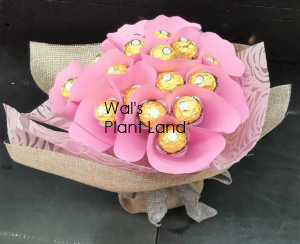 EDIBLE CHOCOLATE BOUQUET -PINKS-FERRERO