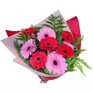 BOUQUET PINK RED